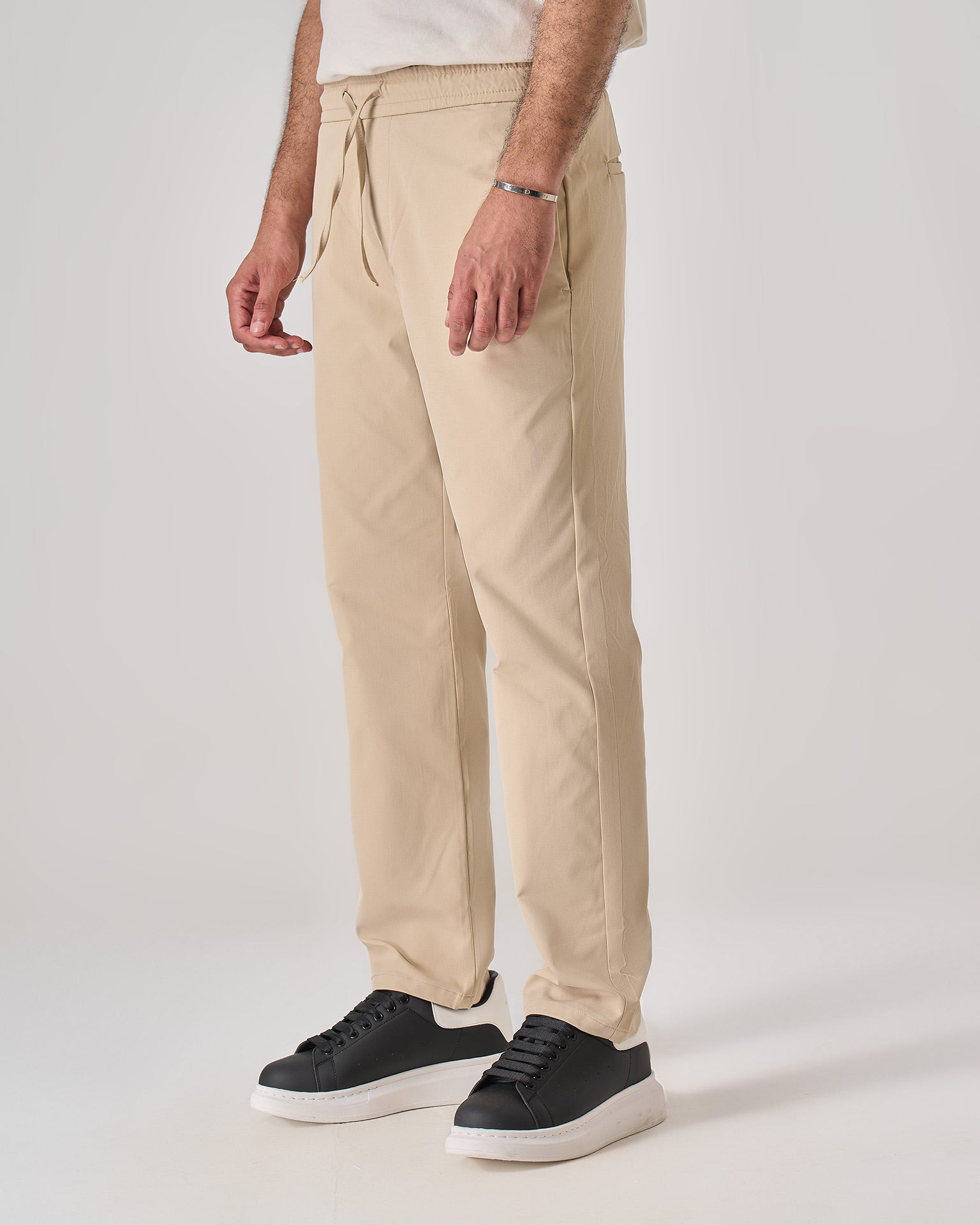 Chinos