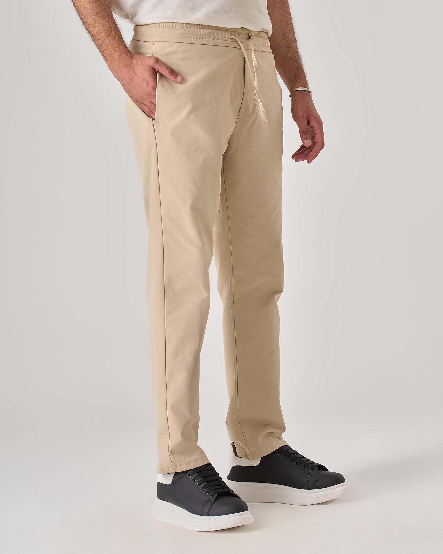Chinos — 9