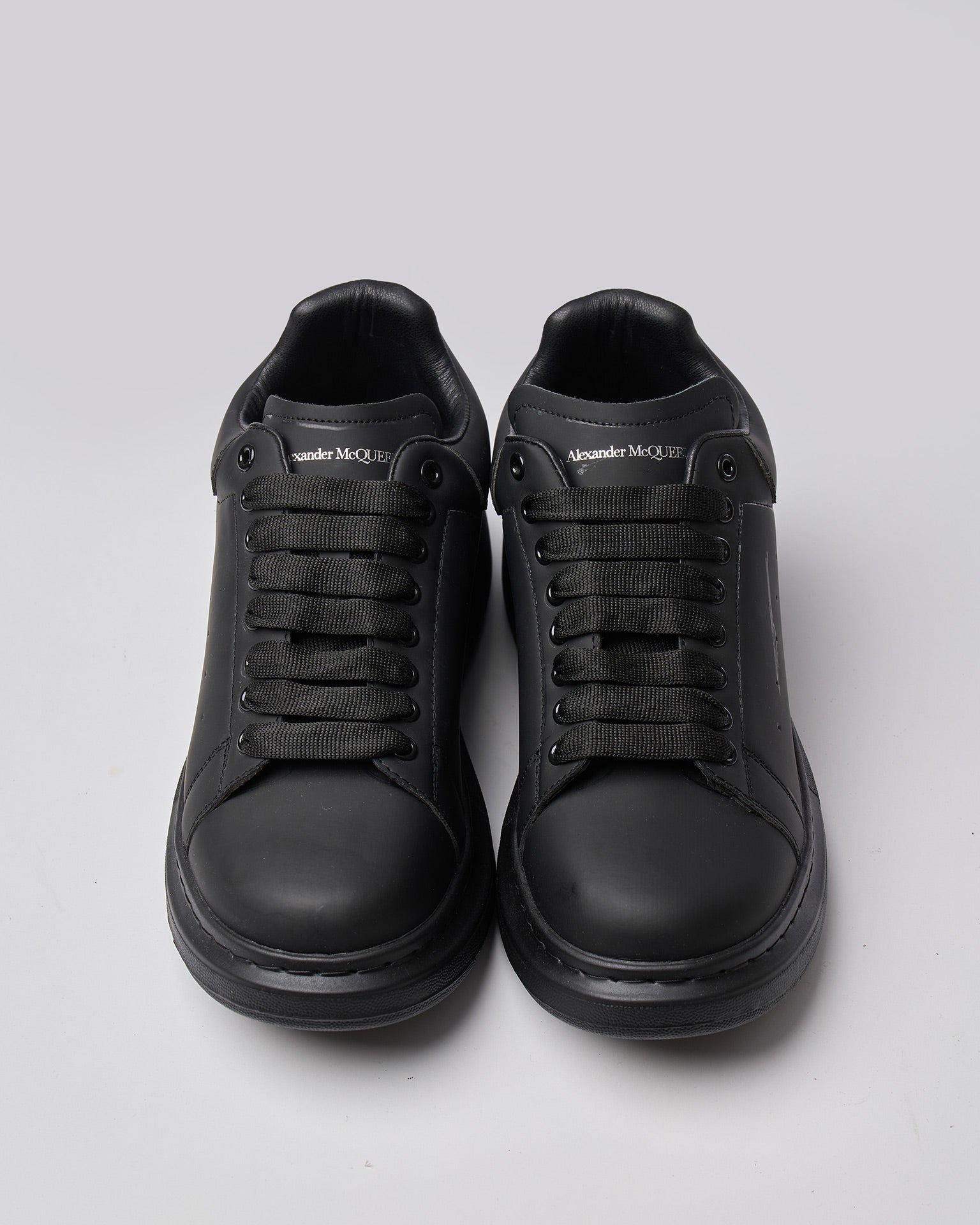 Alexander McQueen — 22