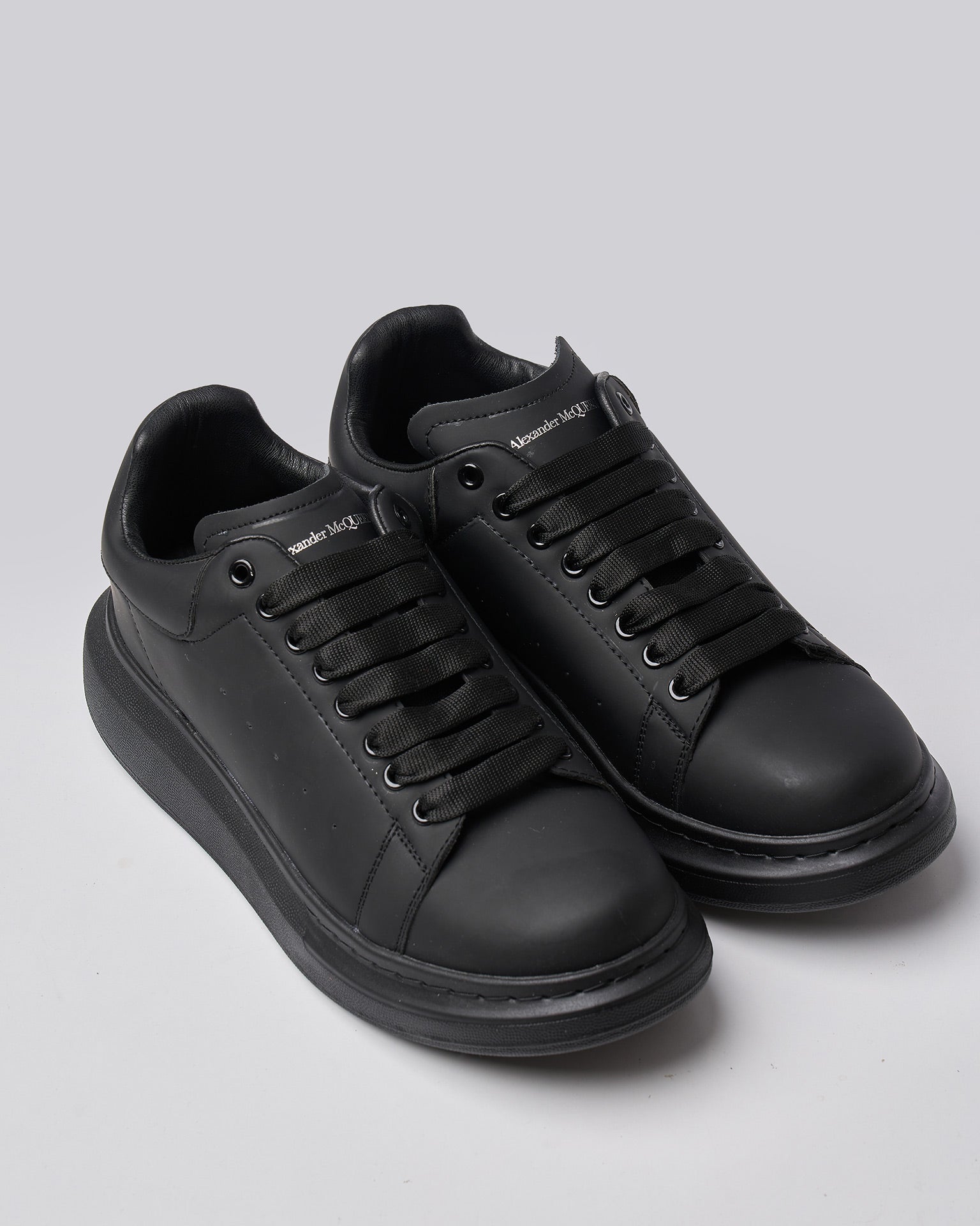 Alexander McQueen — 24