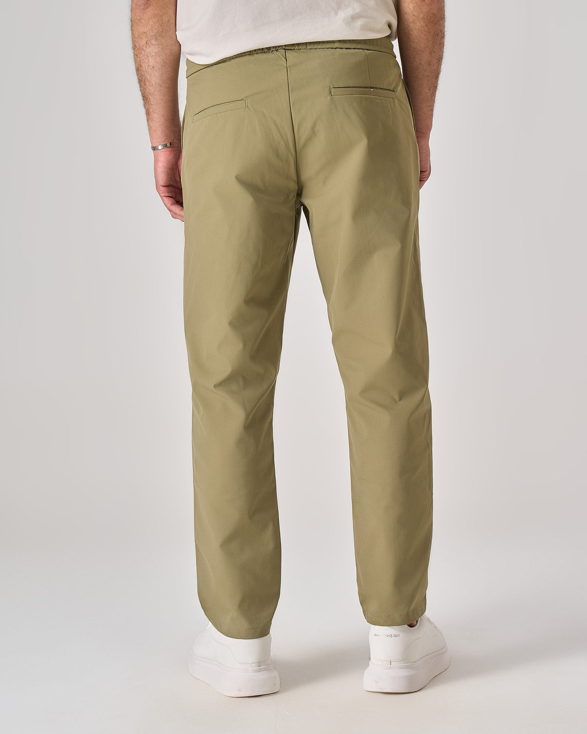 Chinos